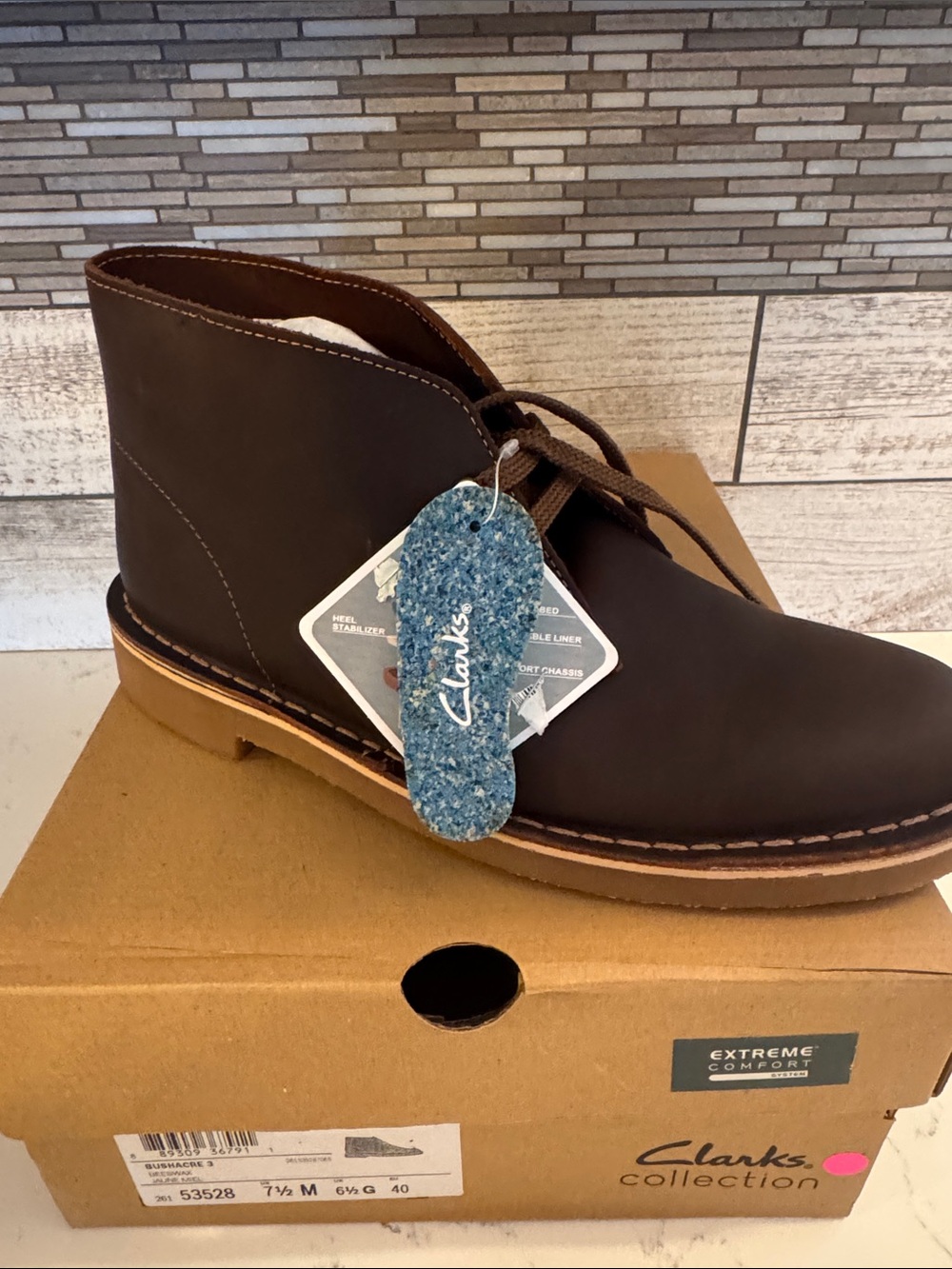 Clarks Men's Dark Brown Chukka Boots